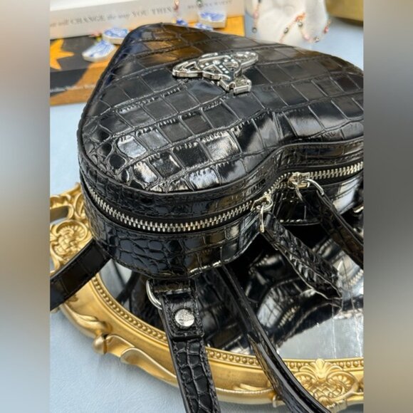 🆕 VIVIENNE WESTWOOD 🧿 NWT Ella Mini Heart Backpack, Black Croc - AUTHENTICATED - Picture 14 of 16